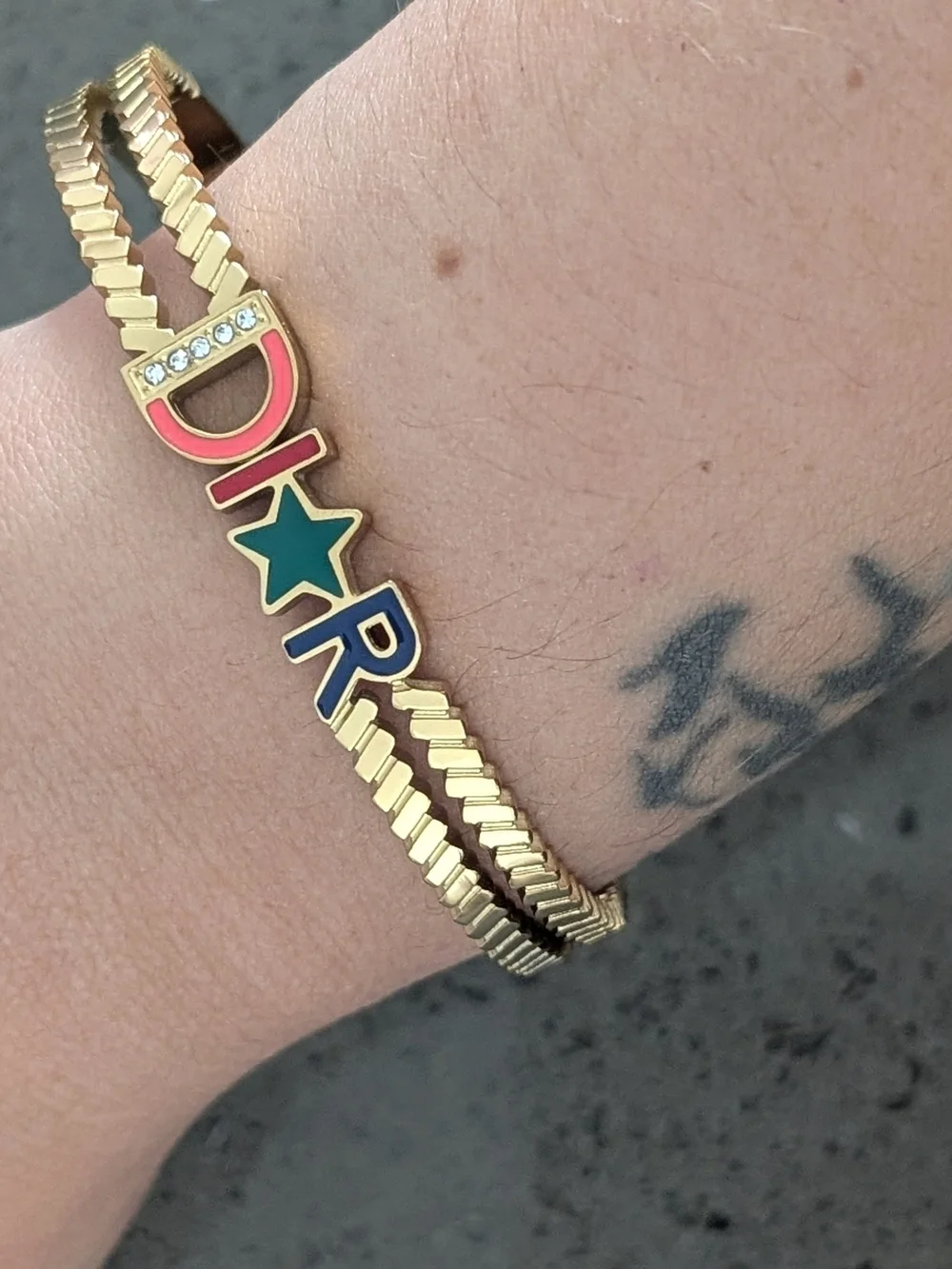 Gold-Tone Multicolor Letter & Star Bracelet DI🌟R - Picture 5 of 10